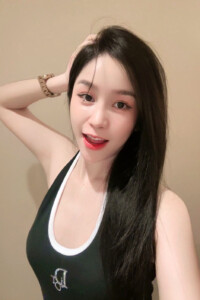 {"ARInfo":{"IsUseAR":false},"Version":"1.0.0","MakeupInfo":{"IsUseMakeup":false},"FaceliftInfo":{"IsChangeEyeLift":false,"IsChangeFacelift":false,"IsChangePostureLift":false,"IsChangeNose":false,"IsChangeFaceChin":false,"IsChangeMouth":false,"IsChangeThinFace":true},"BeautyInfo":{"SwitchMedicatedAcne":false,"IsAIBeauty":false,"IsBrightEyes":false,"IsSharpen":false,"IsOldBeauty":false,"IsReduceBlackEyes":false},"HandlerInfo":{"AppName":2},"FilterInfo":{"IsUseFilter":false}}